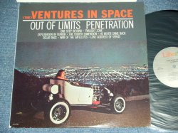 画像1: THE VENTURES - IN SPACE ( Reissue 10 Tracks Version : Ex+++/MINT- ) / 1982  US AMERICA REISSUE Used LP 