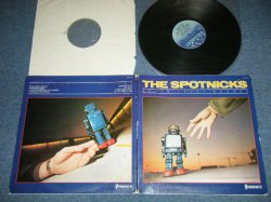 画像1: The SPOTNICKS - NEVER TRUST ROBOTS ( Ex++/Ex++ Looks:VG+++,  Ex++ Looks:Ex+ : WOIC)   / 1975 FRANCE FRENCH  ORIGINAL  Used   LP