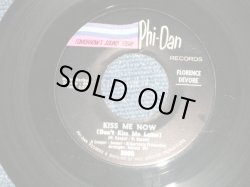 画像1: FLORENCE DEVORE  - A) KISS ME NOW B)  WE ARE NOT OLD ENOUGH (Ex++ Looks:Ex+++/Ex++ Looks:Ex+++)  /  1965 US AMERICA ORIGINAL Used 7" SINGLE 