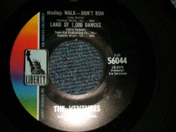 画像1: THE VENTURES - A)Medley:WALK-DON'T RUN-LAND OF 1000DANCES   B)TOO YOUNG TO KNOW MY MIND (Ex+++/Ex+++) 1968 US AMERICA ORIGINAL Used 7"SINGLE