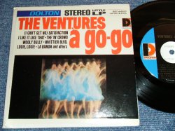 画像1: THE VENTURES - A GO-GO ( "D" MARK LABEL :  Ex+++/Ex+++ ) / 1965 US ORIGINAL 7"EP + PICTURE SLEEVE 