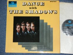 画像1: THE SHADOWS - DANCE WITH THE SHADOWS ( Ex+++/MINT- ) / 1964 UK ORIGINAL "BLUE Columbia " Label  Large Logo STEREO LP 