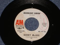 画像1: GERRY McGEE ( Of THE VENTURES' LEAD GUITARIST ) - MOONLIGHT SURFAIN' ( Ex++/Ex++ )　/ 1965 US ORIGINAL White Label PROMO 7"45's Single