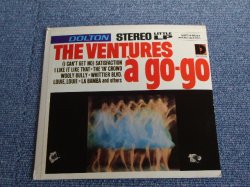 画像1: THE VENTURES - A GO-GO ( "D" MARK LABEL : Ex+++/Ex+++ ) / 1965 US ORIGINAL 7"EP + PICTURE SLEEVE 
