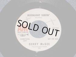 画像1: GERRY McGEE ( Of THE VENTURES' LEAD GUITARIST ) - MOONLIGHT SURFAIN' ( MINT-/MINT- )　/ 1965 US ORIGINAL White Label PROMO 7"45's Single
