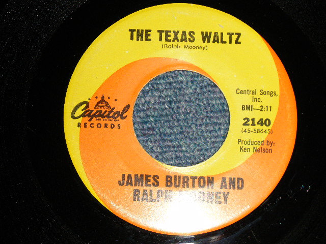 JAMES BURTON & RALPH MOONEY - A)THE TEXAS  WALTZ   B)CORN PICKIN' (Ex+++/Ex+++) / 1968 US AMERICA ORIGINAL Used 7