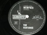 画像: THE VENTURES - A) MEMPHIS / B) TRANTELLA ( Ex++/Ex++ )   / 1963 AUSTRALIA  Original 7" Single With COMPANY SLEEVE 