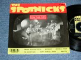 画像: SPOTNICKS, The - ON THE AIR ( Ex++,Ex-/Ex++ ) / 1963 UK ENGLAND ORIGINAL Used 7" EP  with PICTURE SLEEVE 