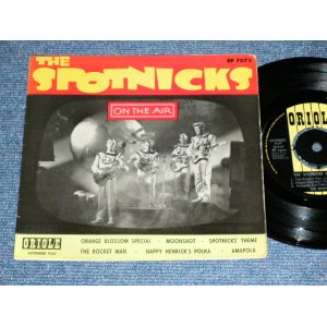 画像: SPOTNICKS, The - ON THE AIR ( Ex+/Ex+ ) / 1963 UK ENGLAND ORIGINAL Used 7" EP  with PICTURE SLEEVE 