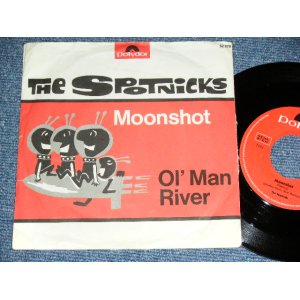 画像: SPOTNICKS, The -  MOONSHOT / OL' MAN RIVER   ( Ex++/Ex++  )  / 1960's   WEST-GERMANY GERMAN   Used 7" Single  with PICTURE SLEEVE 