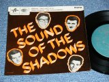 画像: The SHADOWS - THE SOUND OF THE  SHADOWS ( Ex++,Ex/Ex+++ ) / 1965 INDIA ORIGINAL "GREEN Label" Used 7" EP