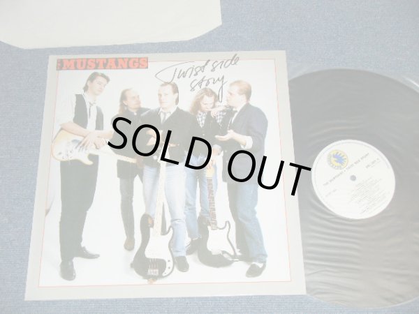 画像1: The MUSTANGS - TWIST SIDE STORY  (MINT-/MINT)  / 1985 FINLAND ORIGINAL Used LP 