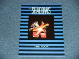 画像: THE SHADOWS - THE TOUR (1983) Tour Books  / 1983 UK ENGLAND  ORIGINAL Used TUR BOOK 