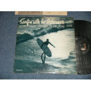 画像: THE ASTRONAUTS - SURFIN' WITH  (Ex-/Ex Looks:VG+++ EDSP ) / 1963 US AMERICA ORIGINAL MONO  Used LP
