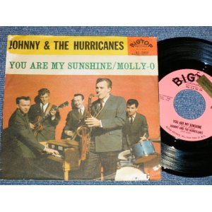 画像: JOHNNY AND THE HURRICANES - A)YOU ARE MY SUNSHINE  B)MOLLY-O (With Picture Sleev)  (Ex++/MINT- STOL / 1960 US AMERICA  Used 7" Single 