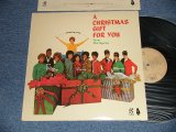 画像:  VA ( CRYSTALS+RONETTES+DARLEN LOVE+More ) - A CHRISTMAS GIFT FOR YOU (Ex+++/MINT-)  /1989  US AMERICA REISSUE  Used LP  
