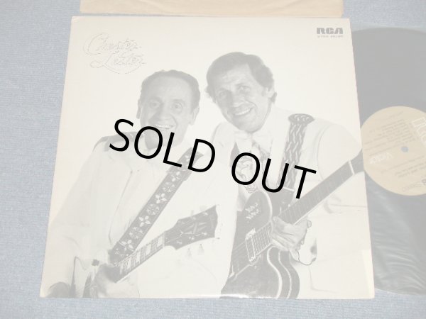 画像1: CHET ATKINS and LES PAUL - CHESTER and LESTER (Ex++/MINT-) / 1976 US AMERICA ORIGINAL Used LP