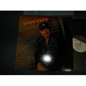 画像: MIKE (LOVE) of THE BEACH BOYS- LOOKING BACK WITH LOVE (Ex++/MINT-) / 1981 US AMERICA ORIGINAL Used LP