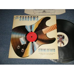 画像: THE SHADOWS - STRINGS OF HITS (MINT-/MINT) / 1979 UK ENGLAND ORIGINAL Used  LP 