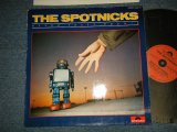 画像: The SPOTNICKS - NEVER TRUST ROBOTS (Ex++/MINT-) / 1978. WEST-GERMANY GERMAN ORIGINAL Used LP