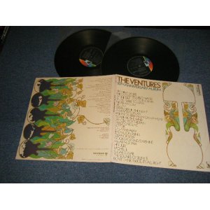 画像: THE VENTURES - 10TH ANNIVERSARY ALBUM (Ex+++/MINT) / 1970 WEST-GERMANY ORIGINAL Used 2-LP'S