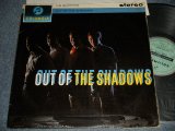 画像: THE SHADOWS - OUT OF THE SHADOWS (MATRIX #A) YAX-927-2 1 P   B) YAX-928-2 1 GR) (Ex/Ex++ B-6,7:VG+++) / 1962 UK ENGLAND ORIGINAL 1st Press "LIGHT BLUE Label" STEREO Used  LP 