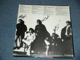 画像: THE VENTURES -  THEME FROM SHAFT (Ex+/MINT- CUT OUT) / 1971 US AMERICA ORIGINAL "With AUTOGRAPHED 直筆サインいり" LP