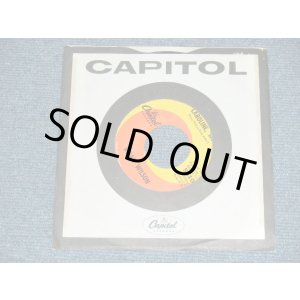 画像: BRIAN WILSON of THE BEACH BOYS - A) CAROLINE, NO   B)SUMMER MEANS NEW LOVE (Ex+/Ex+) / 1966 US AMERICA ORIGINAL Used 7" Single