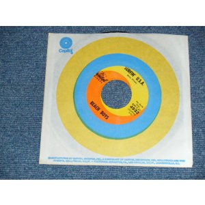 画像: THE BEACH BOYS - A) SURFIN' U.S.A. (BRIAN WILSON Credit Label)   B)SHUT DOWN (MINT-/MINT-) / 1963 US AMERICA ORIGINAL Used 7" SINGLE