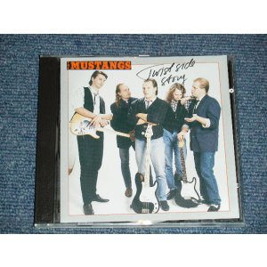 画像: THE MUSTANGS - TWO SIDE STORY (MINT/MINT) / 1988 FINLAND ORIGINAL Used CD