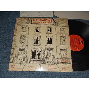 画像: THE SHADOWS - HIT'S RIGHT UP YOUR STREET (Ex++/MINT- BB) / 1981 UK ENGLAND ORIGINAL Used LP