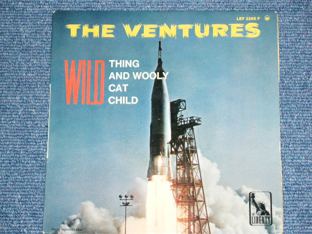 画像1: THE VENTURES - WILD THING / 1960's  FRANCE Original 7" EP With PICTURE SLEEVE 