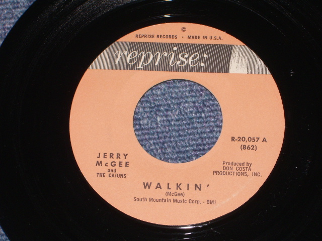 画像: JERRY McGEE ( Of THE VENTURES' LEAD GUITARIST ) - WALKIN'  ( MINT/MINT )　/ 1962 US ORIGINAL 7"45's Single With COMPANY SLEEVE 