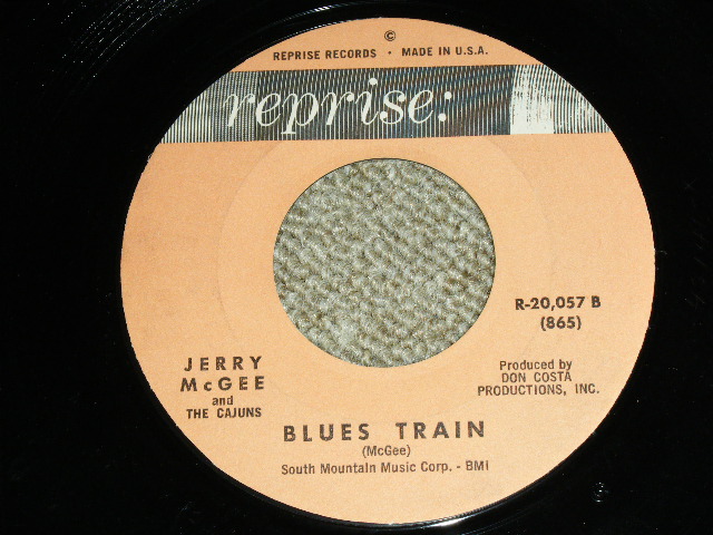 画像: JERRY McGEE ( Of THE VENTURES' LEAD GUITARIST ) - WALKIN'  ( Ex+++/Ex+++  )　/ 1962 US ORIGINAL Used 7"45's Single 