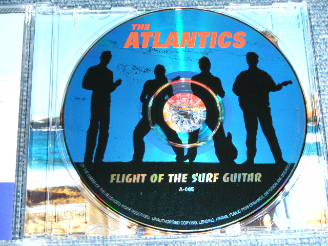 画像: THE ATLANTICS - ALL THE BACKING TRACKS from FLIGHT OF THE SURF GUITAR +PICK+MAGNETIC / 2001 AUSTRALIA ONLY Used CD  