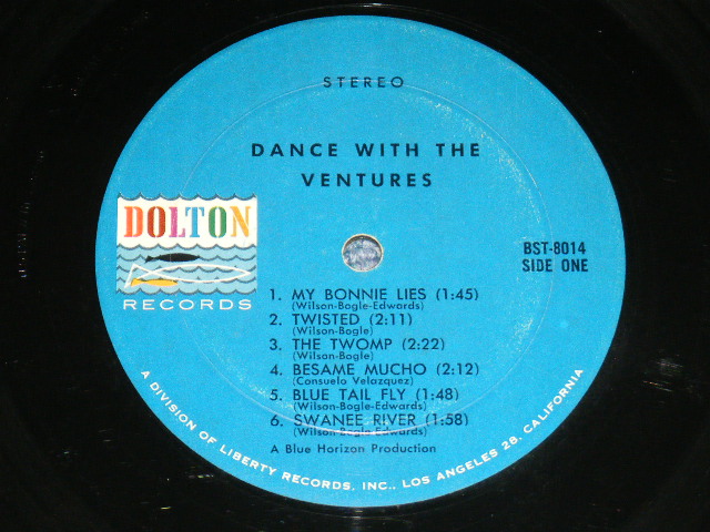 画像: THE VENTURES - DANCE WITH  THE VENTURES ( BLUE with Black Print Label : Ex/Ex+  ) / 1966? US  RELEASE VERSION US Used  LP 