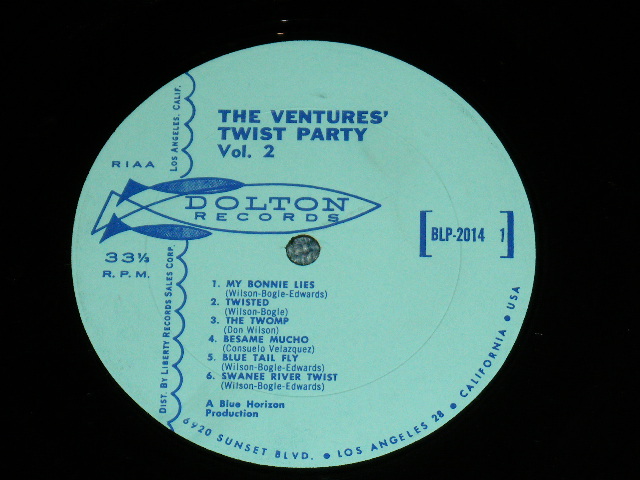 画像: THE VENTURES - DANCE WITH  THE VENTURES ( LIGHT BLUE Label : Matrix Number : A)BLP-2014-1-1C-1-B) BLP-2014-2-1C1- : Ex-/Ex+++) / 1962  US  RE-PACKAGED "TWIST PARTY VOL.2" VERSION US Used  LP 