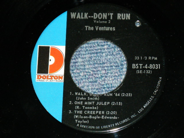画像: THE VENTURES - WALK-DON'T RUN   VOL.2 ( "D" MARK LABEL : With NO CENTER style : Ex+++/Ex+++ . BB hole )  / 1964 US ORIGINAL 7"EP + PICTURE SLEEVE 