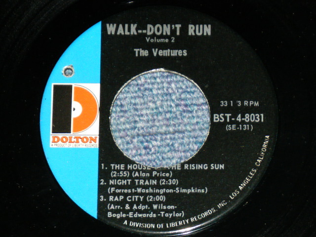 画像: THE VENTURES - WALK-DON'T RUN   VOL.2 ( "D" MARK LABEL : With NO CENTER style : Ex+++/Ex+++ . BB hole )  / 1964 US ORIGINAL 7"EP + PICTURE SLEEVE 