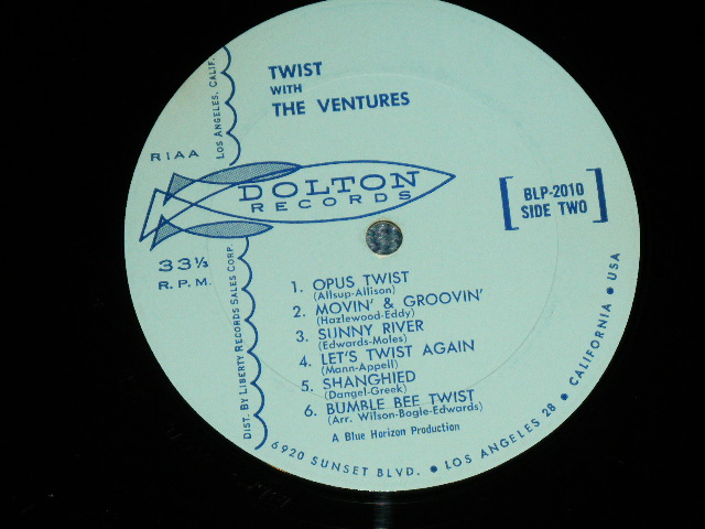 画像: THE VENTURES - TWIST WITH THE VENTURES ( LIGHT BLUE  Label : Matrix Number 1A/1C : VG+++/Ex++) / 1962 US ORIGINAL RELEASE VERSION MONO Used  LP 