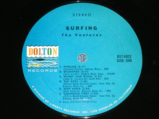 画像: THE VENTURES - SURFING ( '63 Version BLUE with BLACK Print  Label : Matrix Number BST-8022  S1/  BST-8022 S2  Ex+++/Ex+++,A-1,2 : Ex+ ) / 1963 US ORIGINAL  "BLUE with BLACK Print Label" STEREO Used  LP 