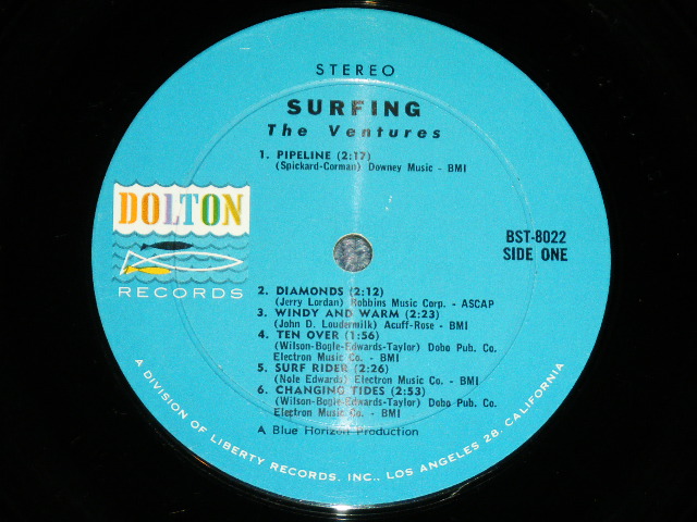 画像: THE VENTURES - SURFING ( With "PIPELINE " SEAL AT FRONT COVER  '63 Version BLUE with BLACK Print  Label : Matrix Number BST-8022  S1/  BST-8022 S2  VG+++/Ex+x ) / 1963 US ORIGINAL  "BLUE with BLACK Print Label" STEREO Used  LP 