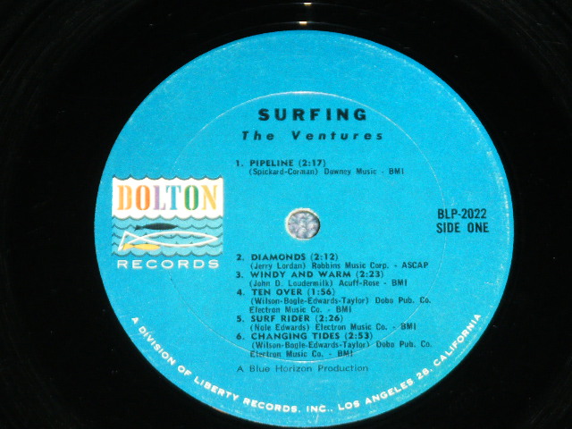 画像: THE VENTURES - SURFING ( '64 Version?  BLUE with BLACK Print  Label : Matrix Number BLP 2022- SIDE#1-(1-A)H/  BLP 2022-SIDE#2-(1-B)H :  Ex+/Ex ) / 1964 Version? US ORIGINAL MONO Used  LP 