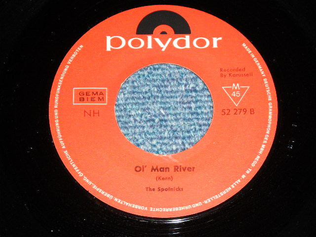 画像: SPOTNICKS, The -  MOONSHOT / OL' MAN RIVER   ( Ex++/Ex++  )  / 1960's   WEST-GERMANY GERMAN   Used 7" Single  with PICTURE SLEEVE 