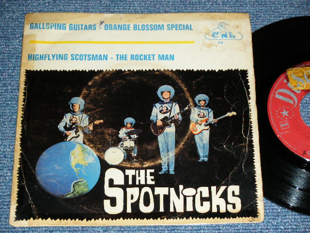 画像1: SPOTNICKS, The -  GALLOPING GUITAR  (EP) ( VG++/.VG+++ ) / 1960's BELGIUM? ORIGINAL Used 7" EP  with PICTURE SLEEVE 