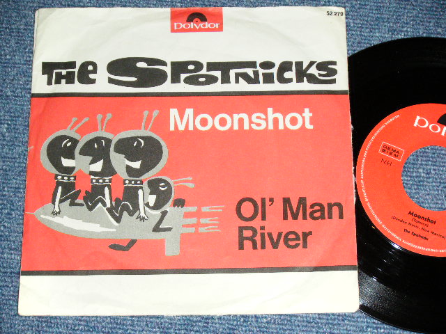 画像1: SPOTNICKS, The -  MOONSHOT / OL' MAN RIVER   ( Ex++/Ex++  )  / 1960's   WEST-GERMANY GERMAN   Used 7" Single  with PICTURE SLEEVE 