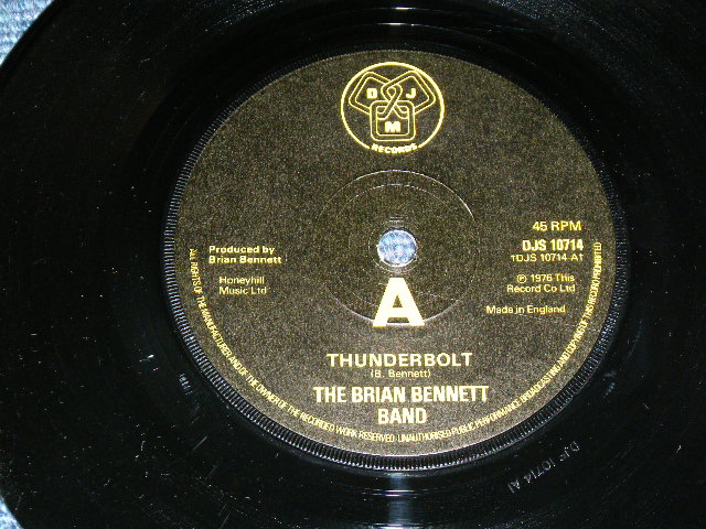 画像: The BRIAN BENNETT BAND of The SHADOWS - THUNDERBOLT  ( Ex+/Ex+++  ) / 1976 UK ENGLAND ORIGINAL Used 7" Single With PICTURE SLEEVE 