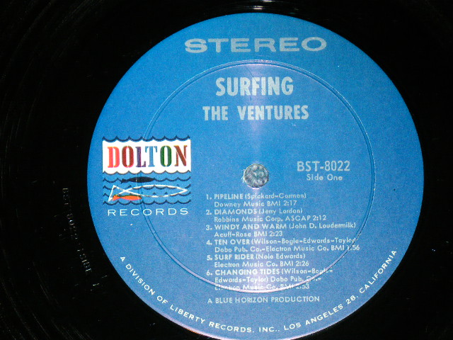 画像: THE VENTURES - SURFING (  '63 Version DARK BLUE with SILVER Print  Label : Matrix Number BST8022  1 SIDE1/  BST-8022 1 SIDE 2 :  Ex+,Ex++/MINT- ) / 1963 US ORIGINAL  "BLUE with SILVER Print Label" STEREO Used  LP 
