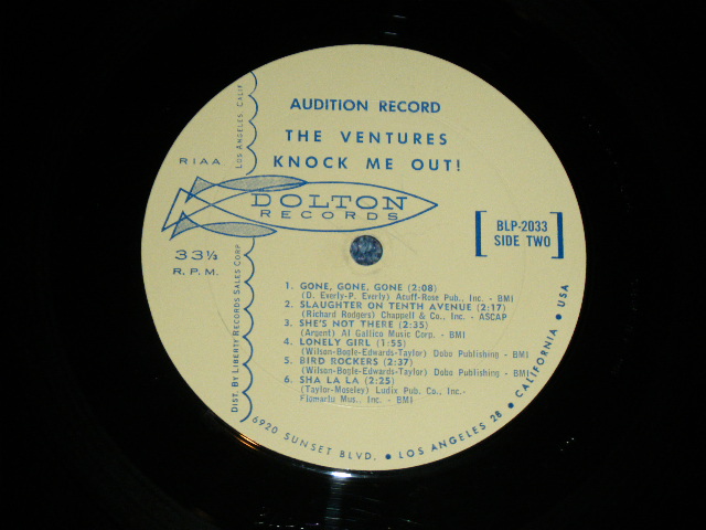 画像: THE VENTURES - KNOCK ME OUT (  US AMERICA ORIGINAL "PROMO Audition Label :With "TOMORROW'S LOVE" Version :  Matrix Number BLP 2033- 1  /  BLP 2033-2  : Ex+++/MINT- ) / 1965 US ORIGINAL "PROMO Audition Label " MONO Used  LP 