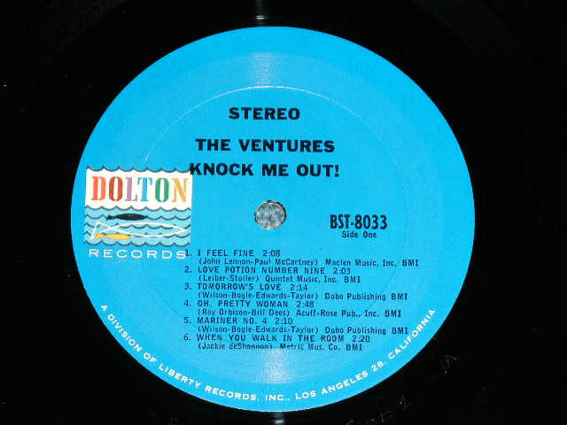画像: THE VENTURES - KNOCK ME OUT (  US AMERICA ORIGINAL "BLUE with BLACK Print  Label :Without or NONE "TOMORROW'S LOVE" Version :  Matrix Number BST-8033-2  SIDE-1 1A/  BST-8033  SIDE-2-1A   : Ex++/Ex+++ ) / 1965 US ORIGINAL "BLUE with BLACK BLACK Print Label" STEREO Used  LP 